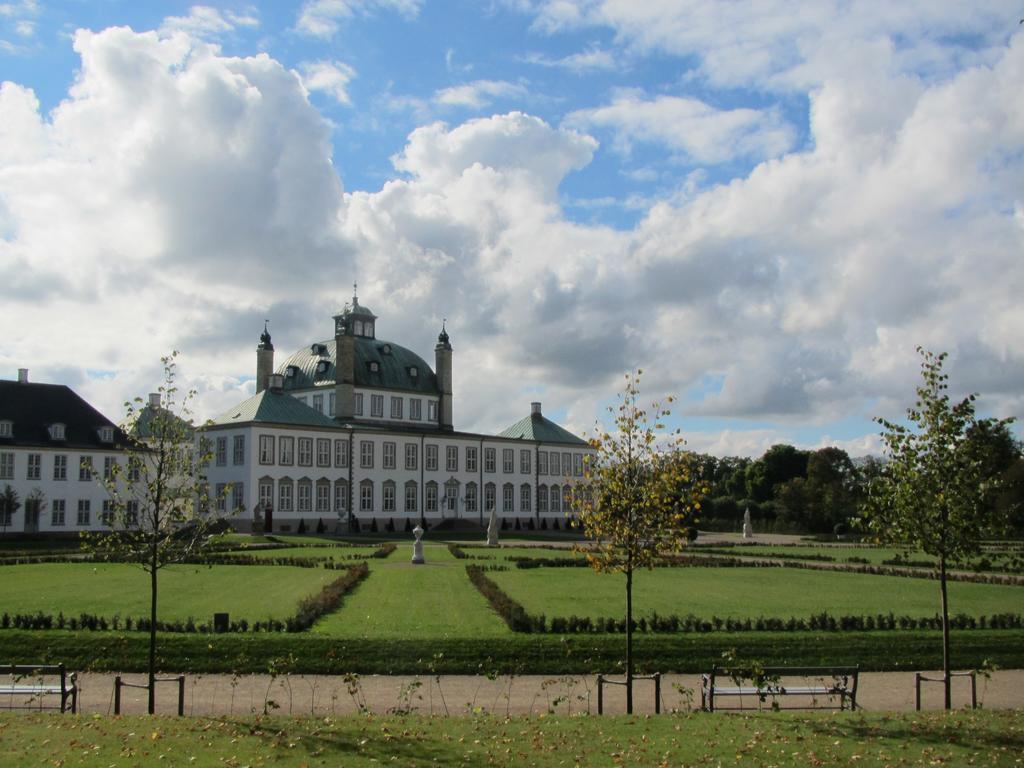 Julieanehab Hotel Fredensborg Exterior photo